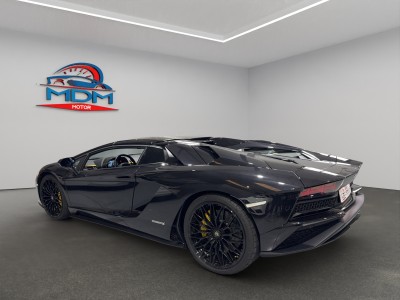 Lamborghini Aventador Lamborghini Aventador