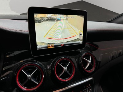MERCEDES-BENZ Clase CLA
