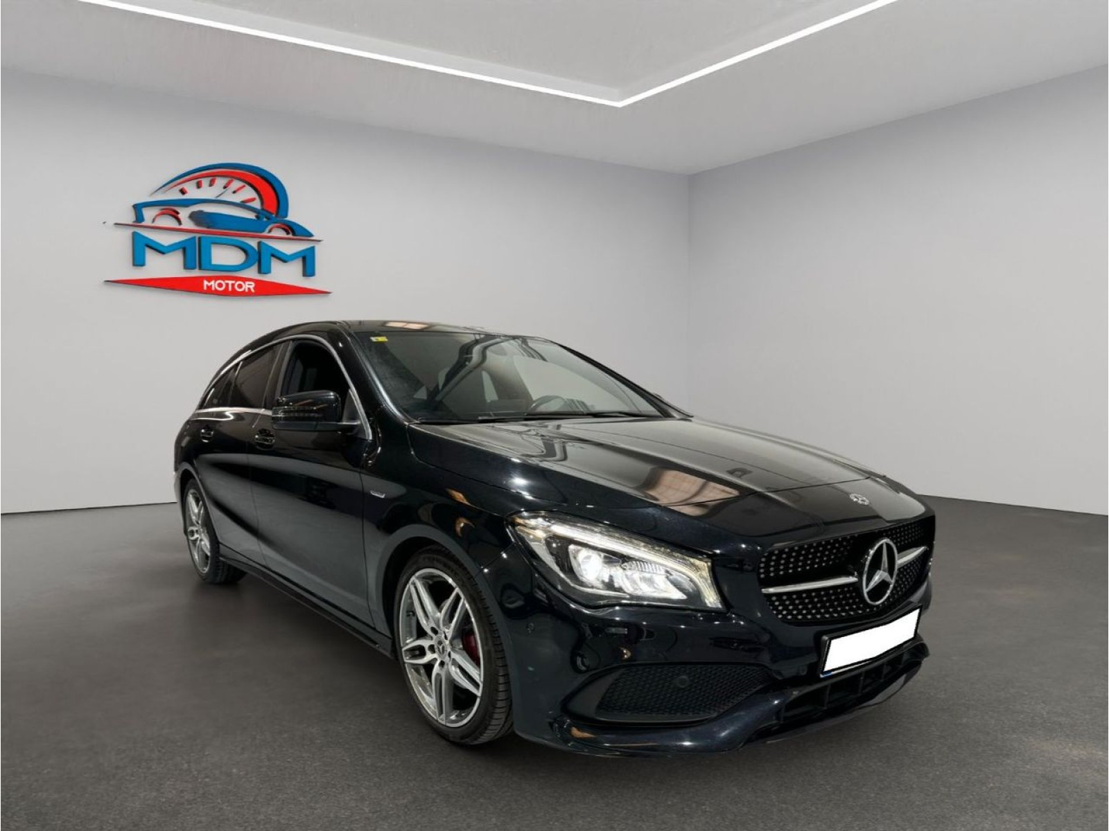 MERCEDES-BENZ Clase CLA