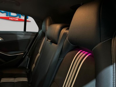 MERCEDES-BENZ Clase CLA